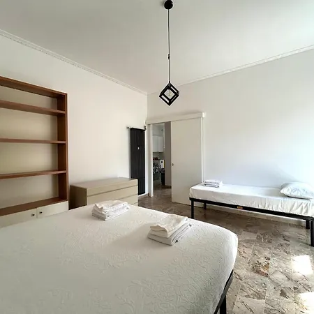 Apartment For 5 With Parking, 20 Min Walk To La Spezia Centrale Station To 5 Terre, Near Trekking Trails, Cinque Terre & Portovenere Gateway * Λα Σπέτσια