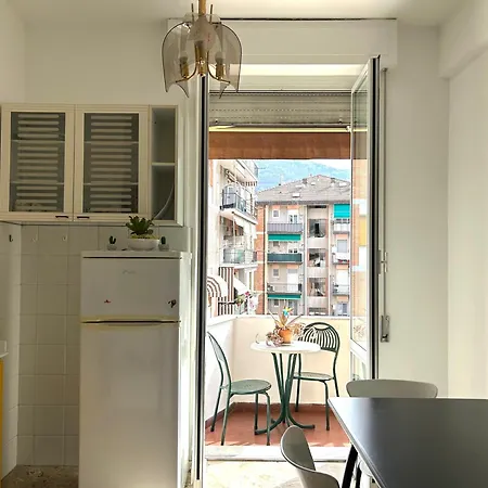 Apartamento Bright For 5 With Private Parking Cinque Terre And Portovenere Gateway *