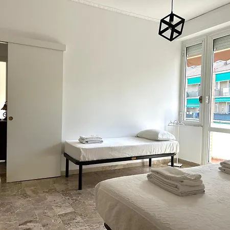 Bright For 5 With Private Parking Cinque Terre And Portovenere Gateway Apartamento