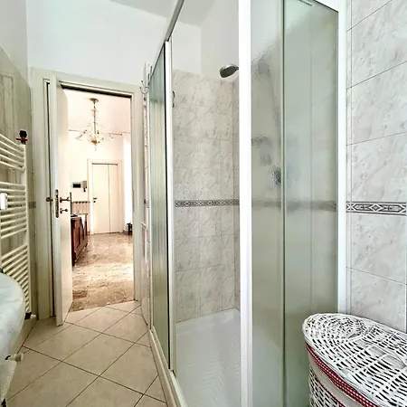 Bright For 5 With Private Parking Cinque Terre And Portovenere Gateway *