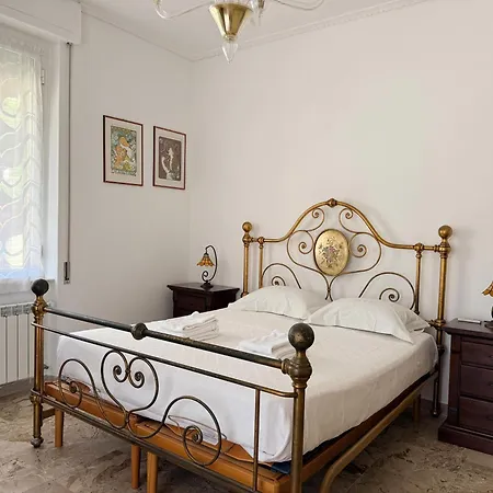 Bright For 5 With Private Parking Cinque Terre And Portovenere Gateway Apartamento *